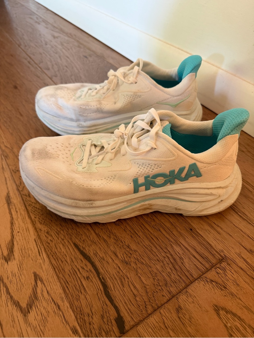 HOKA Clifton